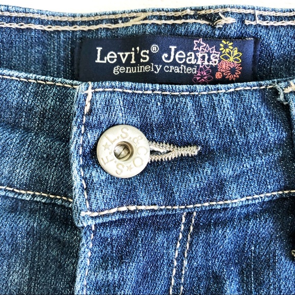 LEVI’S FRAYED JEAN SHORTS SIZE 7 - Picture 5 of 7